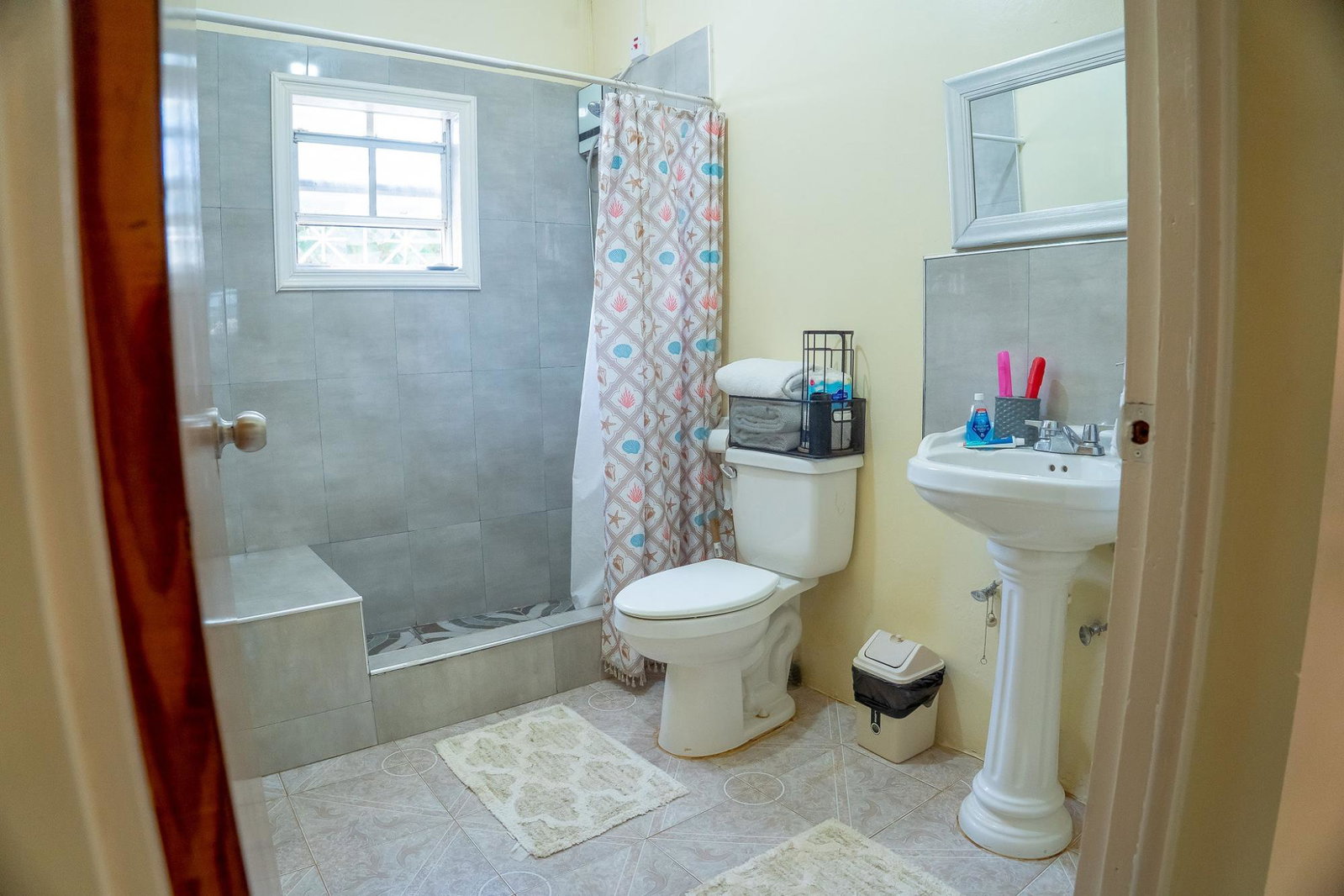 Ninth image of Santa Cruz in Santa Cruz, St. Elizabeth, Jamaica - property is For Sale