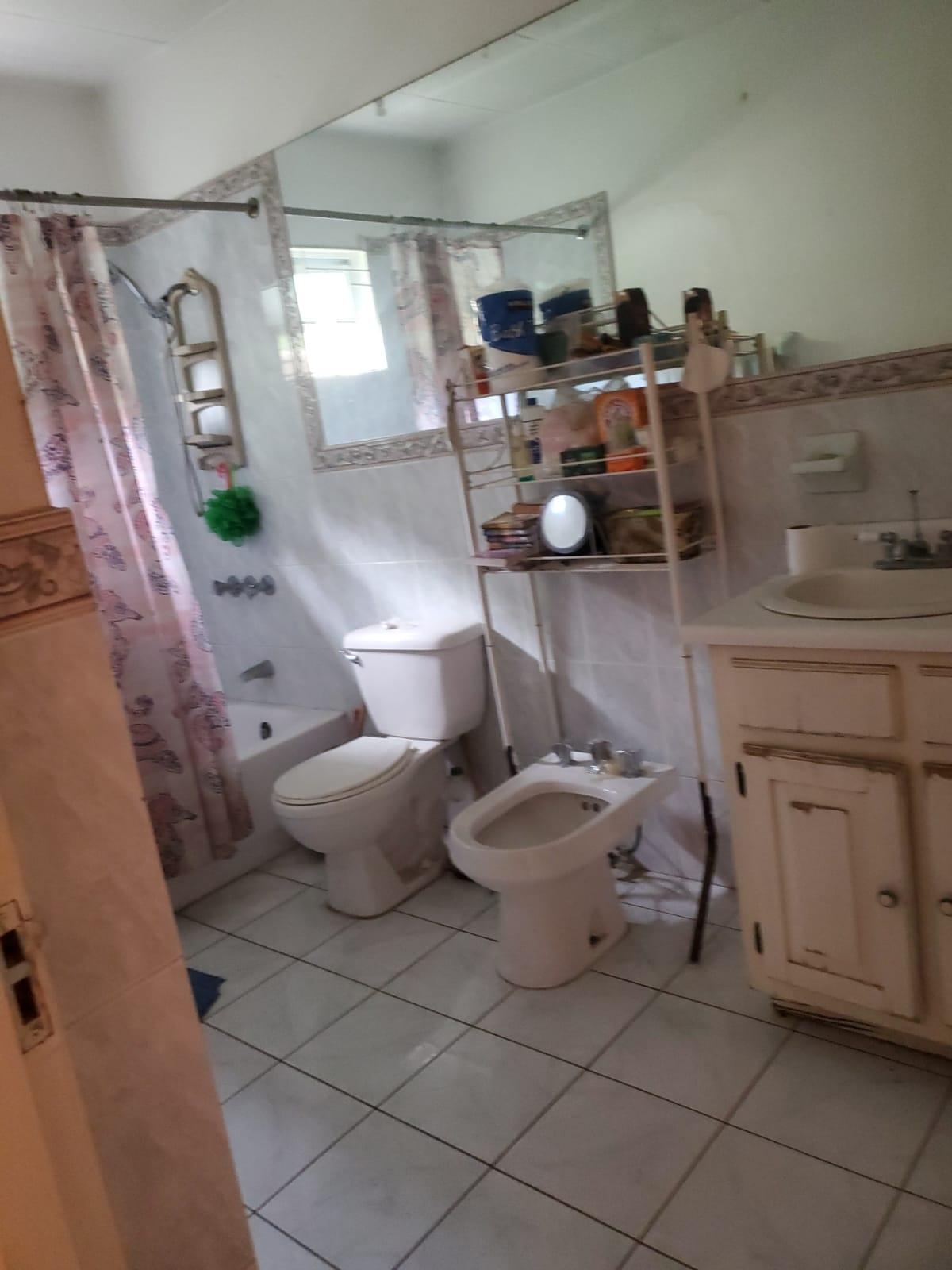 Seventeenth image of 14 Laurel Drive, Molynes Gdn in Kingston 10, St. Andrew, Jamaica - property is For Sale