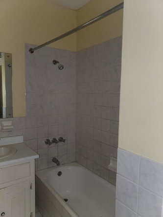 Nineteenth image of 14 Laurel Drive, Molynes Gdn in Kingston 10, St. Andrew, Jamaica - property is For Sale