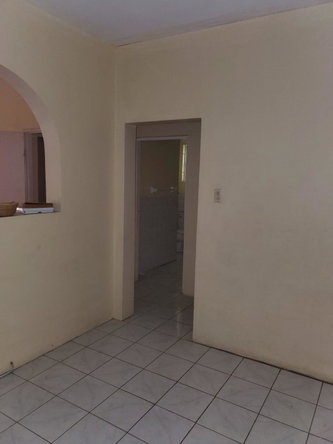 Seventh image of 14 Laurel Drive, Molynes Gdn in Kingston 10, St. Andrew, Jamaica - property is For Sale