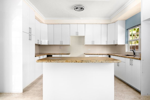 Eleventh image of Unit 3- 12 Battersea rd Ingleside in Mandeville, Manchester, Jamaica - property is For Sale