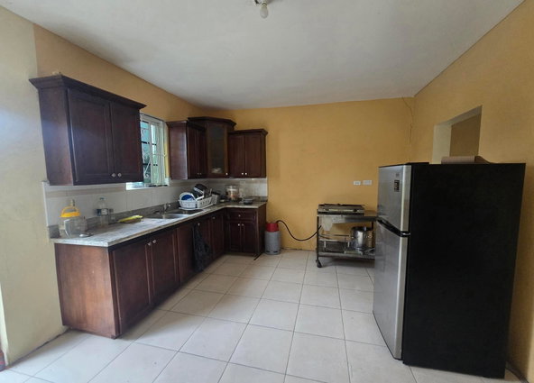 Sixth image of Part of st Johns Road in Spanish Town, St. Catherine, Jamaica - property is For Sale