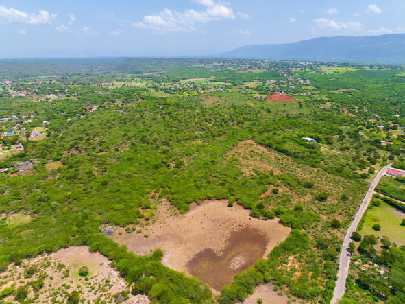 Sixth image of Jenny Pond in Treasure Beach, St. Elizabeth, Jamaica - property is For Sale