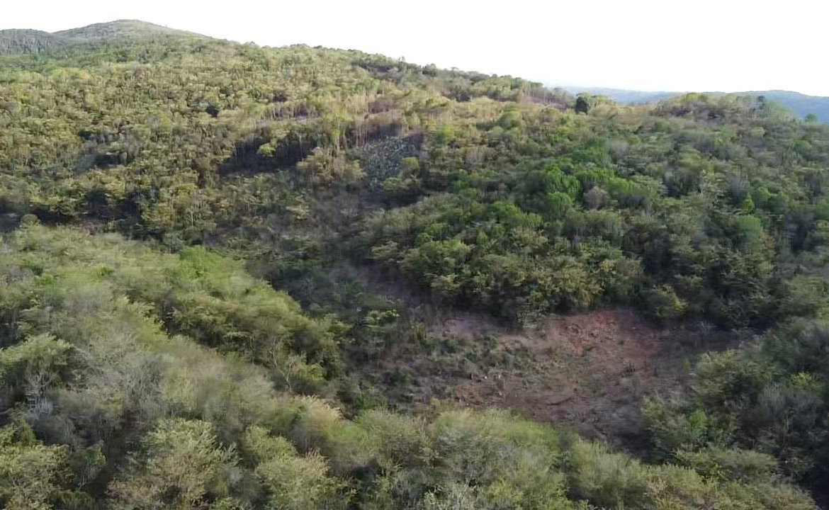 Eighth image of Rock River,retreat,claren in Rock River, Clarendon, Jamaica - property is For Sale