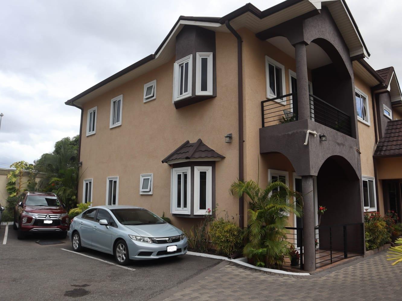 2-Bedroom-Apartment-for-Rent-in-Kingston-19-Modern-Amenities Second image of 3-19 Sunrise Drive, Kingston 1 in Kingston 19, St. Andrew, Jamaica - property is For Rent