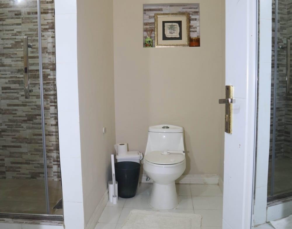 Seventh image of 3-19 Sunrise Drive, Kingston 1 in Kingston 19, St. Andrew, Jamaica - property is For Rent