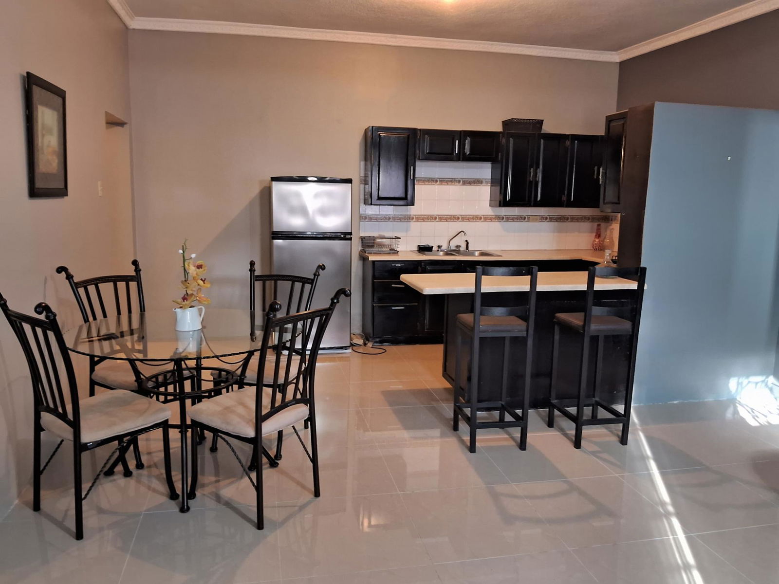 2-Bedroom-Apartment-for-Sale-in-Cherry-Gardens-Kingston Fourth image of 37-60 Sunset Avenue, Promenade in Cherry Gardens, St. Andrew, Jamaica - property is For Sale
