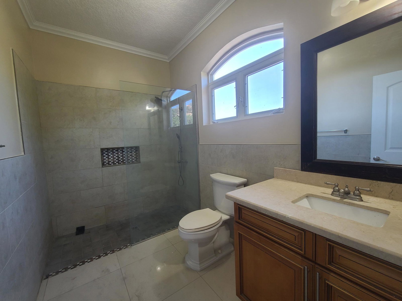 Eleventh image of 26 Grosvenor Avenue in Kingston 8, St. Andrew, Jamaica - property is For Sale