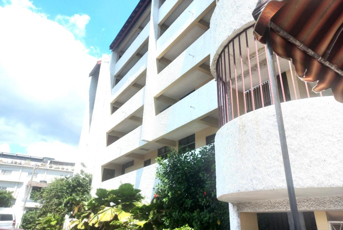 Ninth image of Apt#204-oakwood Constant Spring Road, Kgn in Kingston 8, St. Andrew, Jamaica - property is For Sale