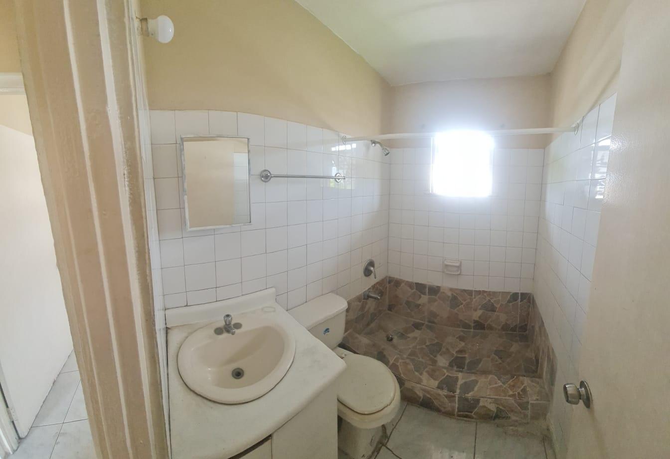 Thirteenth image of 11e-2 Gilmour Drive in KINGSTON, Kingston, Jamaica - property is For Sale
