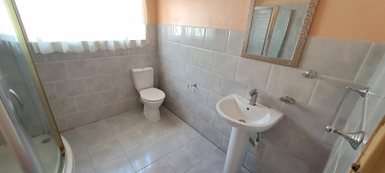 Eighth image of 3- Three Oaks Gardens in Kingston 19, St. Andrew, Jamaica - property is For Rent