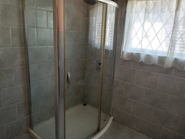 Ninth image of 3- Three Oaks Gardens in Kingston 19, St. Andrew, Jamaica - property is For Rent