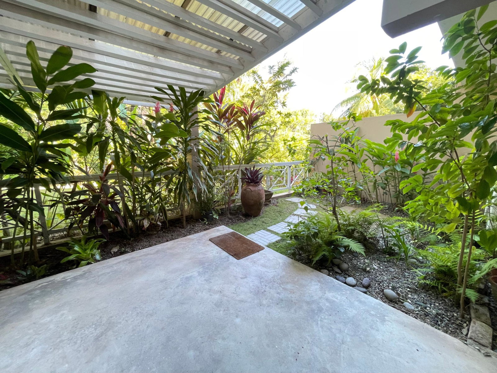 Thirteenth image of 29- Manor Park Drive in Kingston 8, St. Andrew, Jamaica - property is For Rent