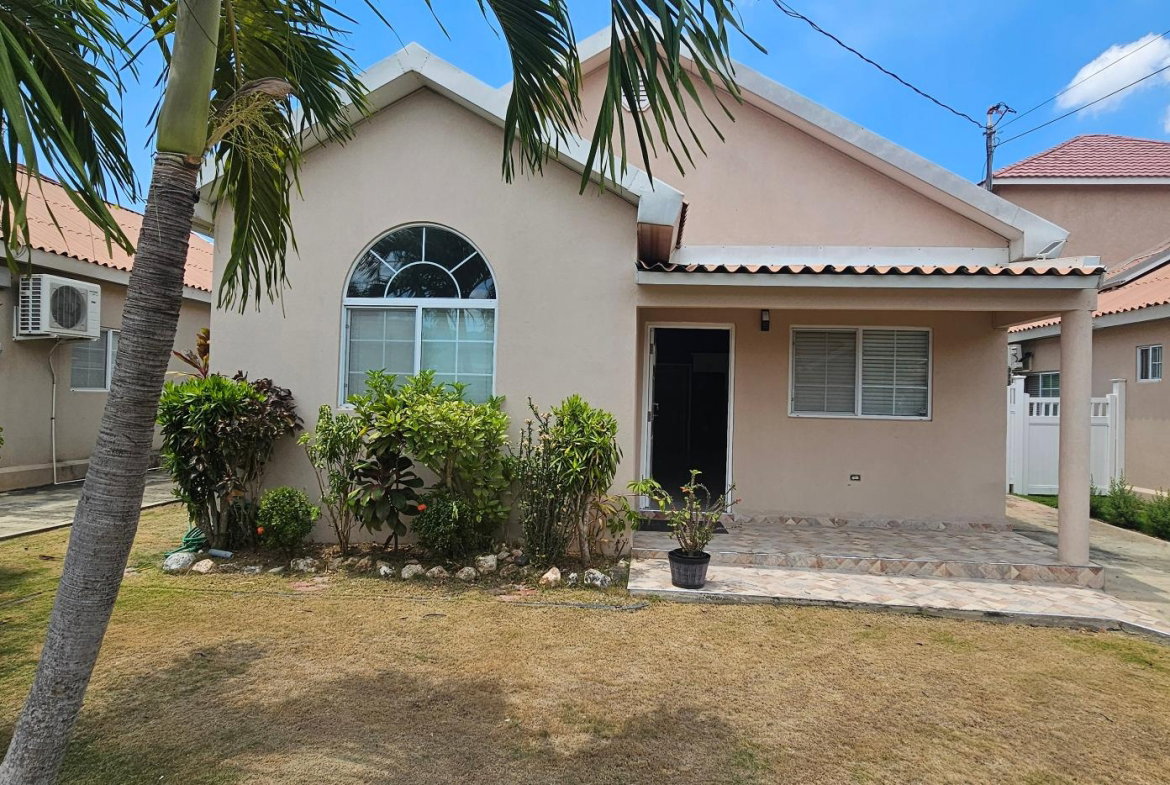 Second image of B99 Caymanas Country Club Est in Caymanas Estates, St. Catherine, Jamaica - property is For Rent