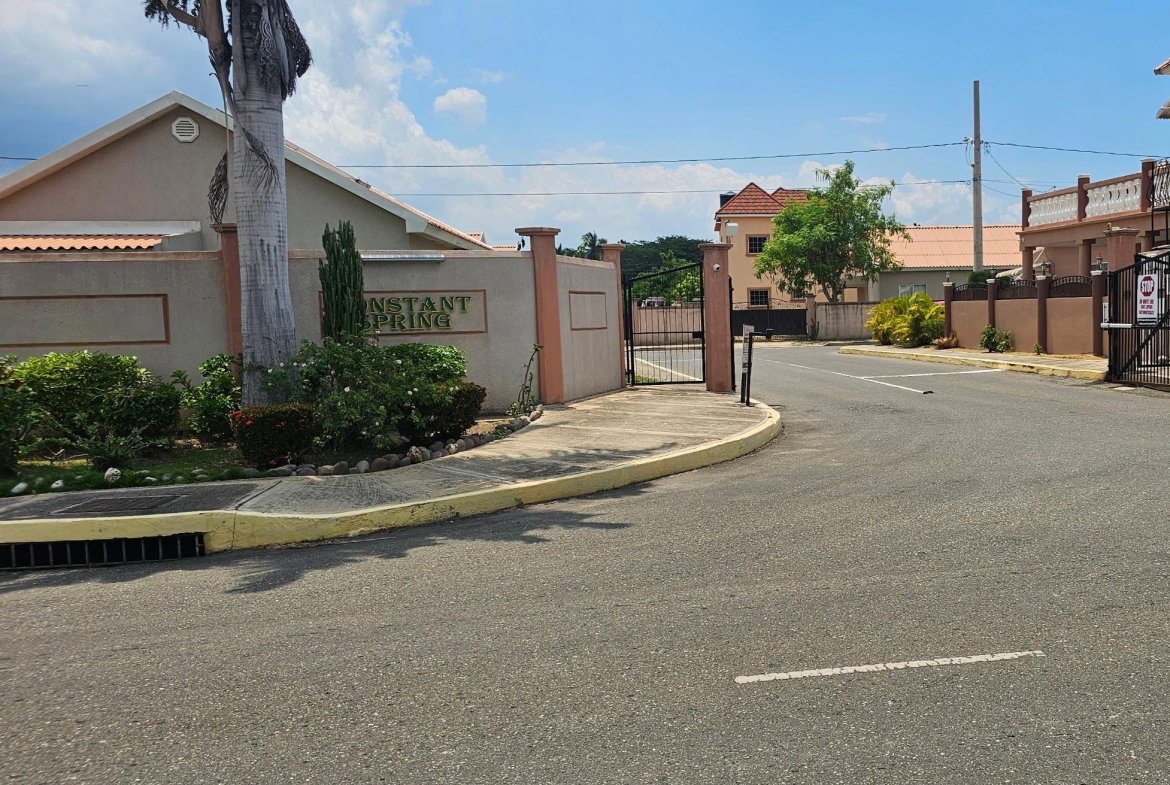 Twenty-Seventh image of B99 Caymanas Country Club Est in Caymanas Estates, St. Catherine, Jamaica - property is For Rent