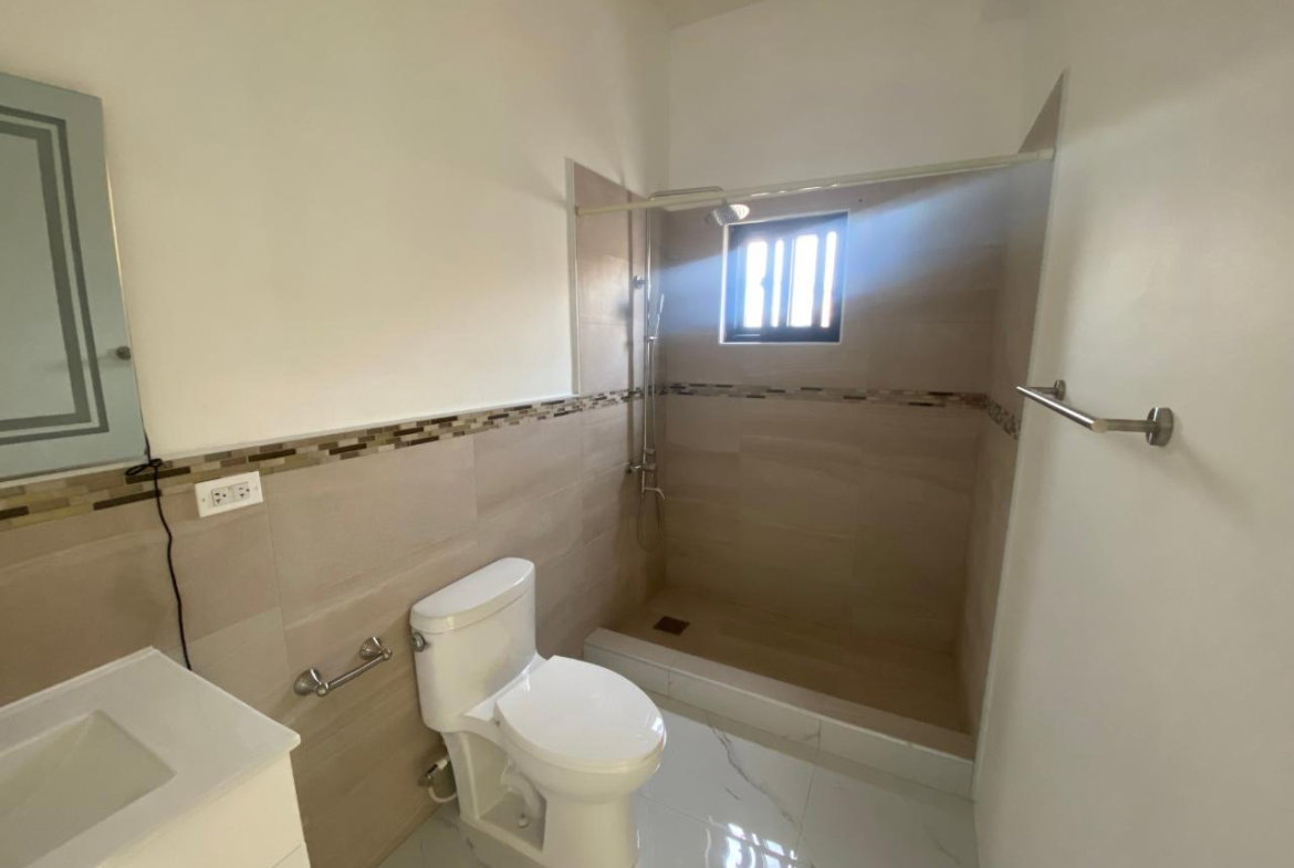 Eleventh image of 3-1282 Phoenix Park Village in Greater Portmore, St. Catherine, Jamaica - property is For Rent