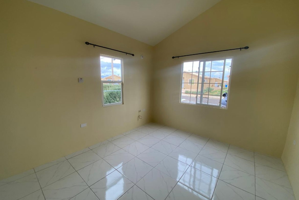 Ninth image of 3-1282 Phoenix Park Village in Greater Portmore, St. Catherine, Jamaica - property is For Rent