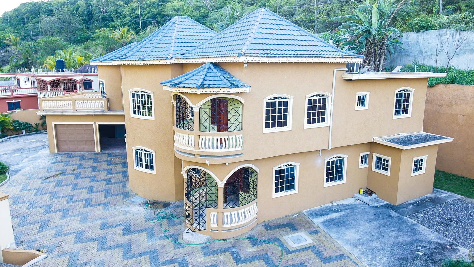 Seventh image of 35b Welrik Gardens, Anchovy in Anchovy, St. James, Jamaica - property is For Rent