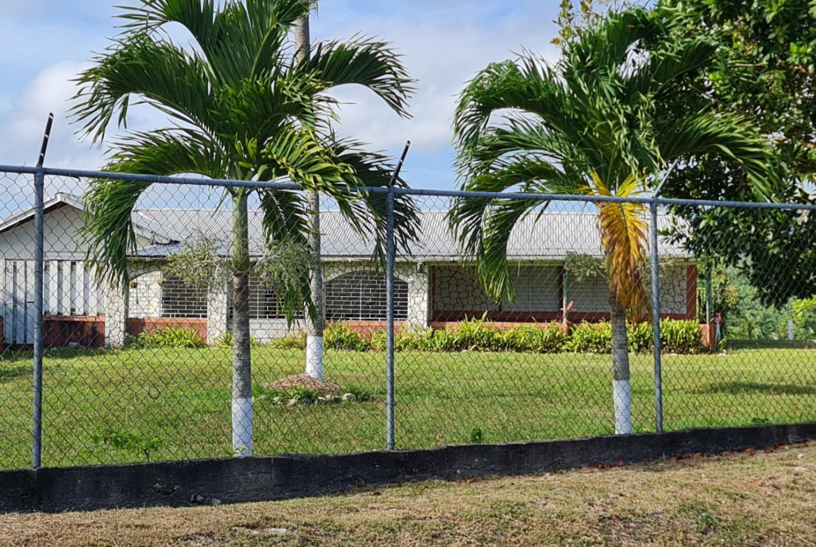 Fifth image of Hampstead in Hampstead, St. Mary, Jamaica - property is For Sale