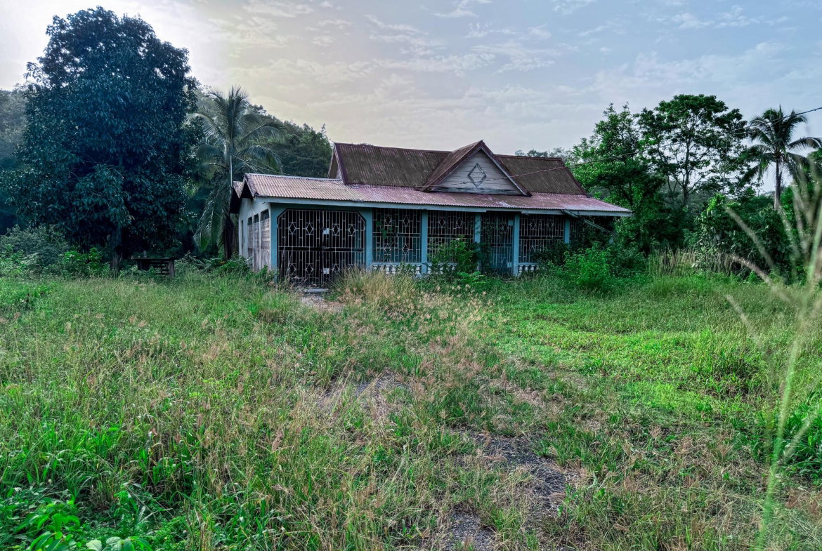 Twelfth image of West Prospect Main Road in West Prospect, St. Catherine, Jamaica - property is For Sale