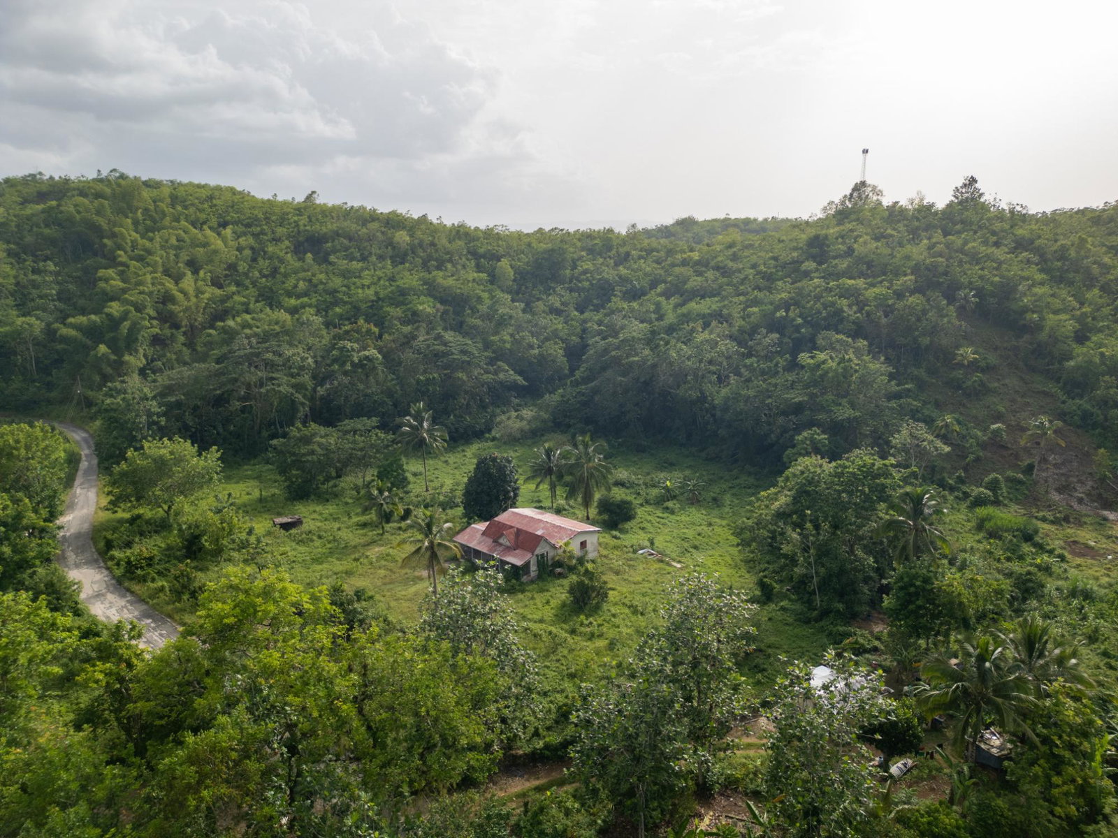Tenth image of West Prospect Main Road in West Prospect, St. Catherine, Jamaica - property is For Sale
