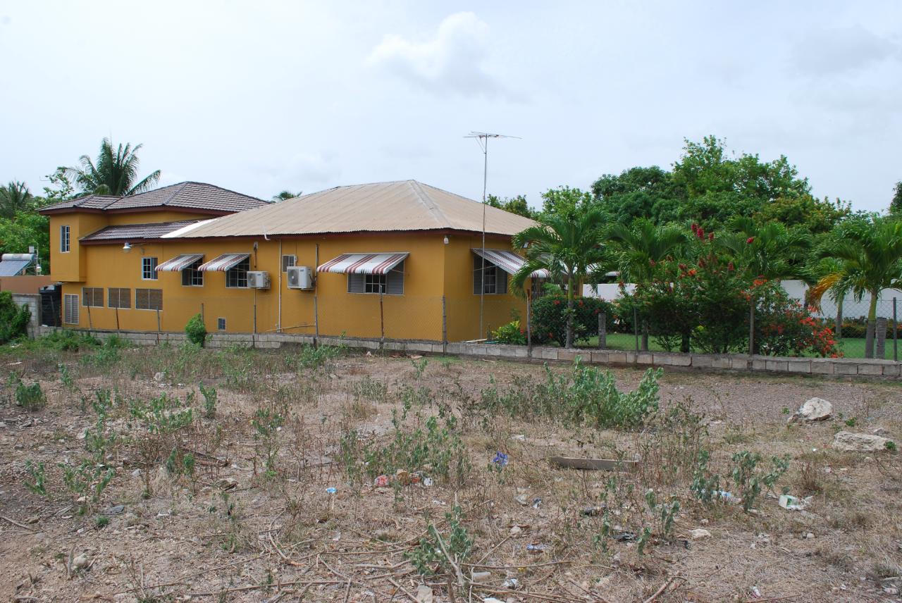Sixth image of Hunts Pen in Palmers Cross, Clarendon, Jamaica - property is For Sale