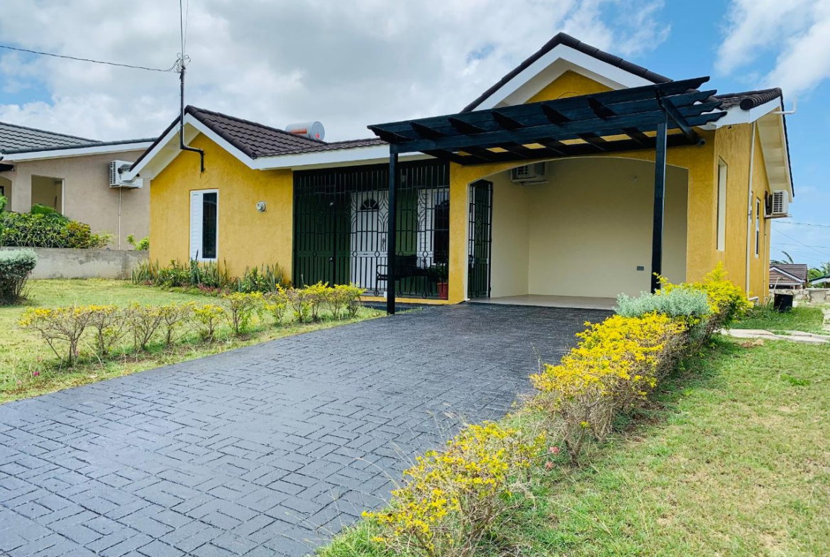 Second image of 7 Stonebrook Manor in Falmouth, Trelawny, Jamaica - property is For Sale