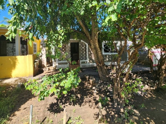 First image of 655 East Sabina South East 46 in Greater Portmore, St. Catherine, Jamaica - property is For Sale