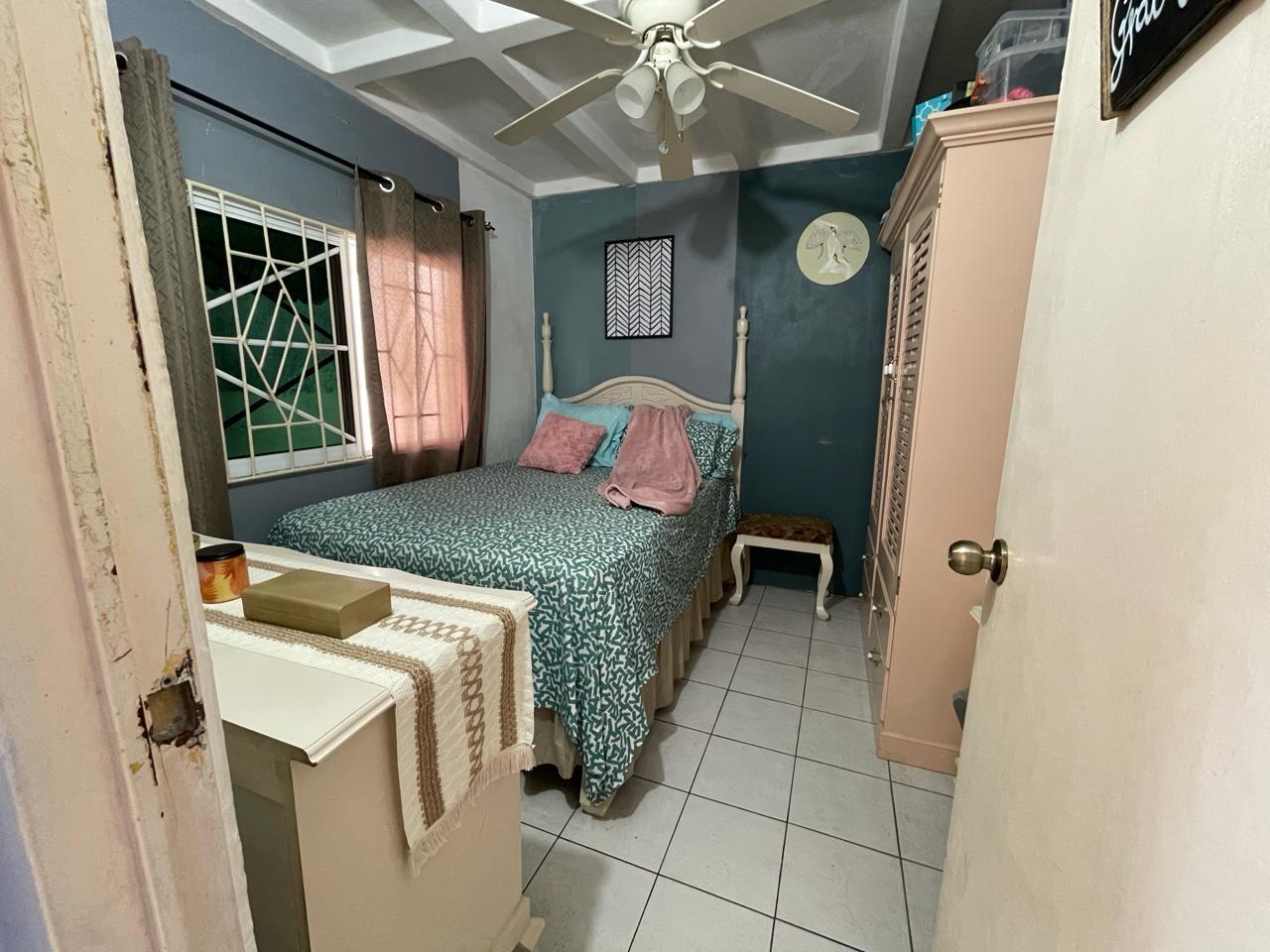 Third image of 402 North East 1st Avenue in Greater Portmore, St. Catherine, Jamaica - property is For Sale