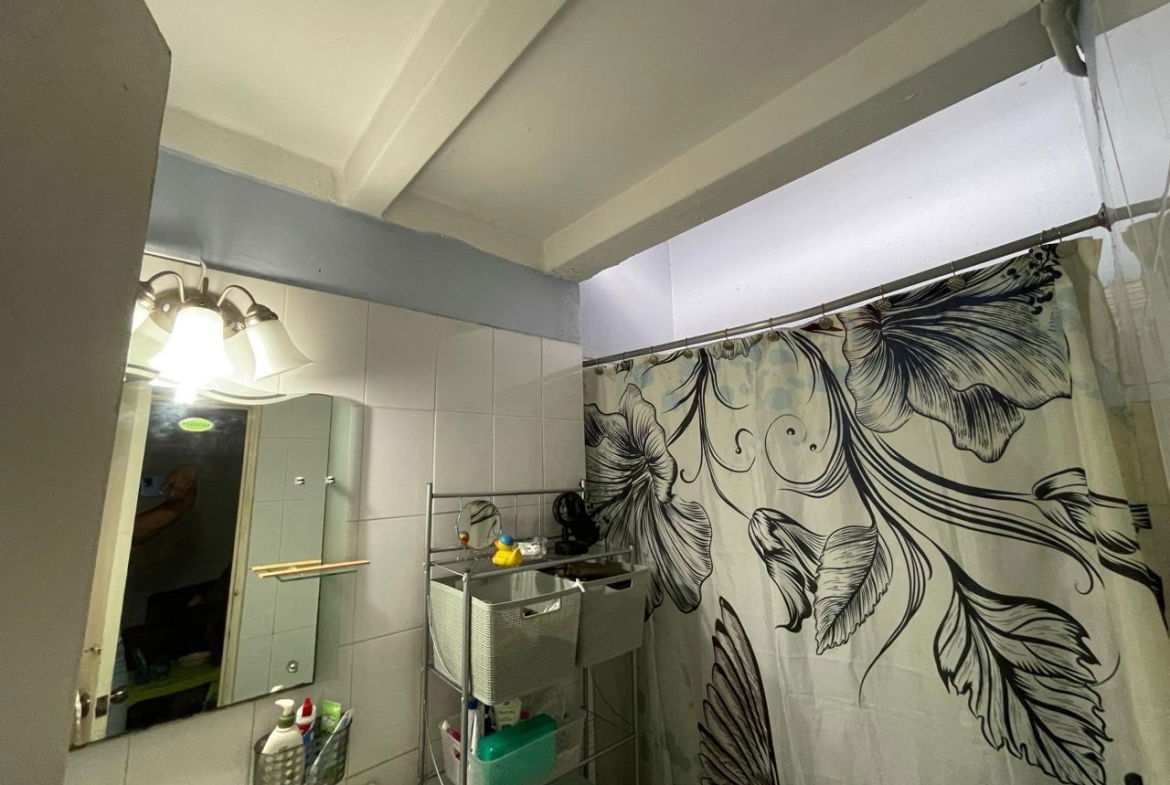 Fourth image of 402 North East 1st Avenue in Greater Portmore, St. Catherine, Jamaica - property is For Sale