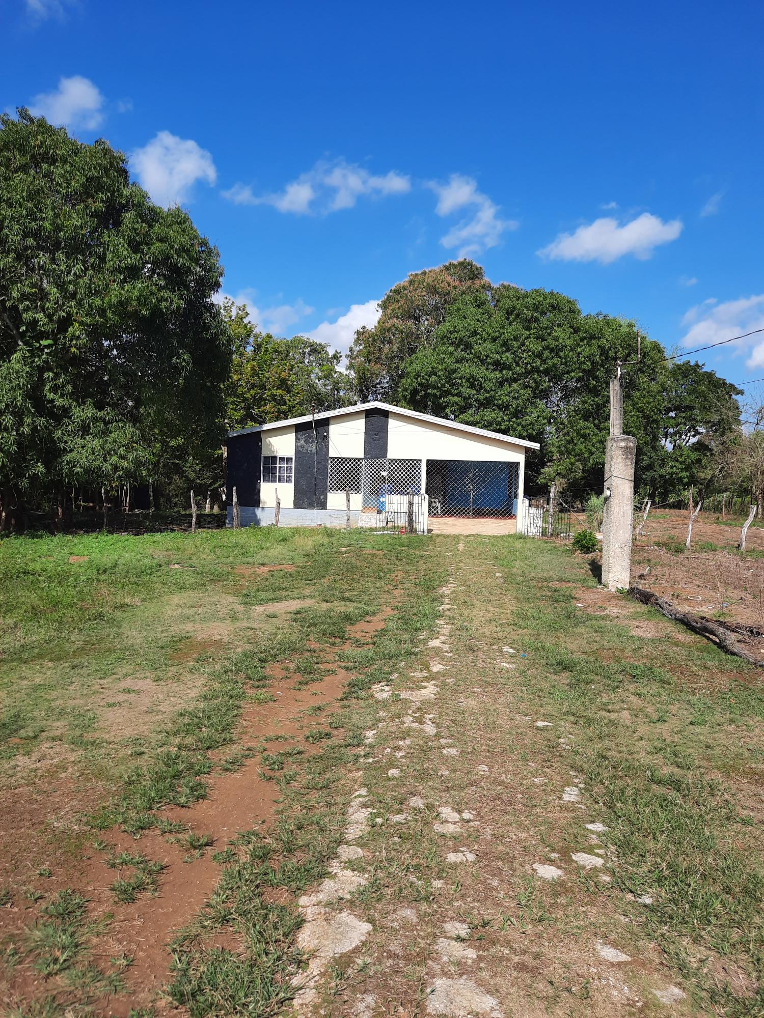 First image of 35 Goshen, St. Elizabeth in Santa Cruz, St. Elizabeth, Jamaica - property is For Sale