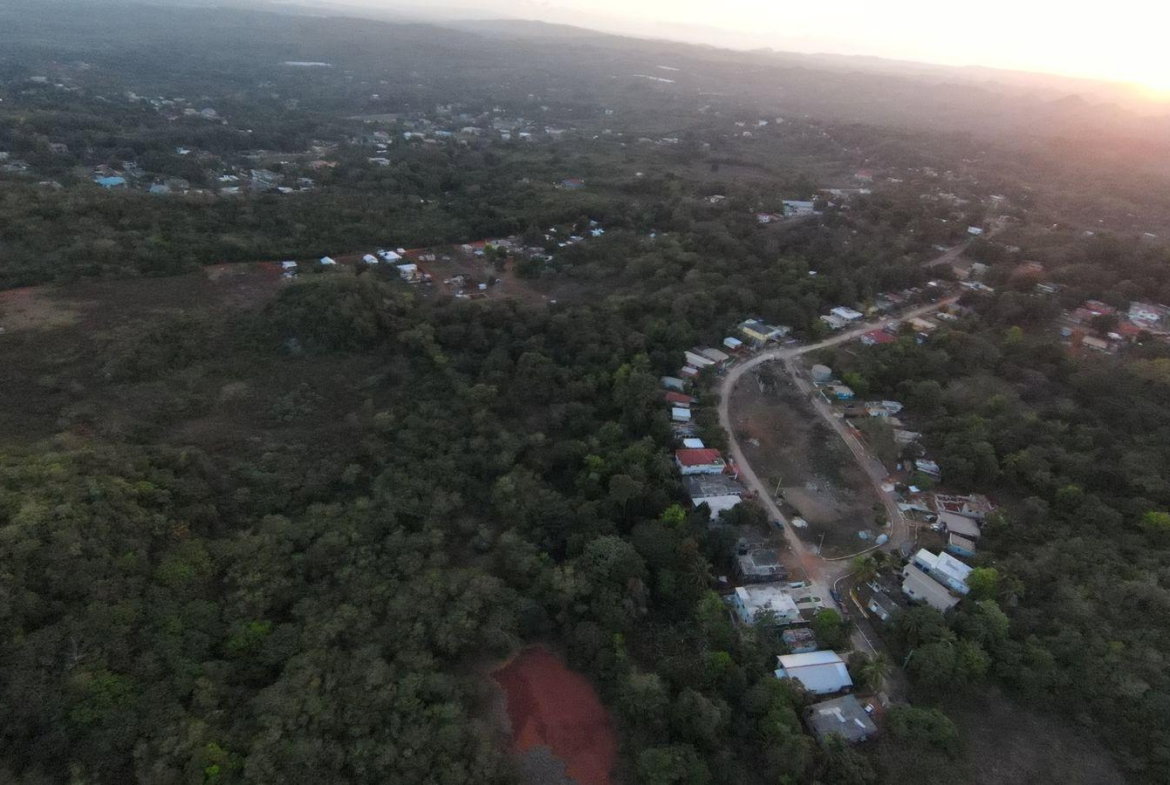 Seventh image of Dark Hole- Kitson Town in KITSON TOWN, St. Catherine, Jamaica - property is For Sale
