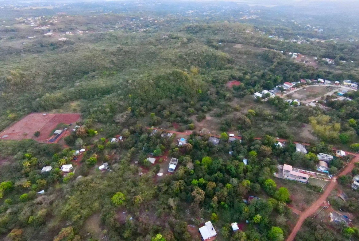 Tenth image of Dark Hole- Kitson Town in KITSON TOWN, St. Catherine, Jamaica - property is For Sale