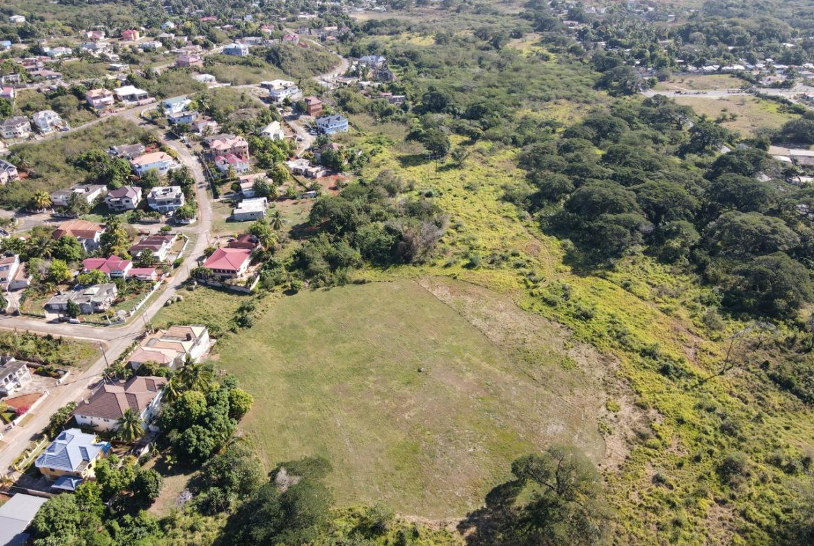 Twenty-Fifth image of St. John's Road in Green Acres, St. Catherine, Jamaica - property is For Sale