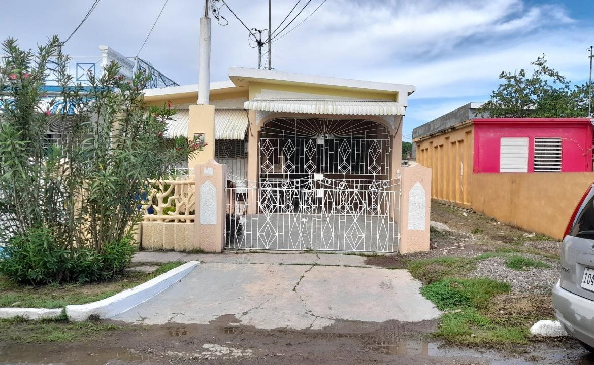 Seventh image of Eltham Meadows in Spanish Town, St. Catherine, Jamaica - property is For Sale
