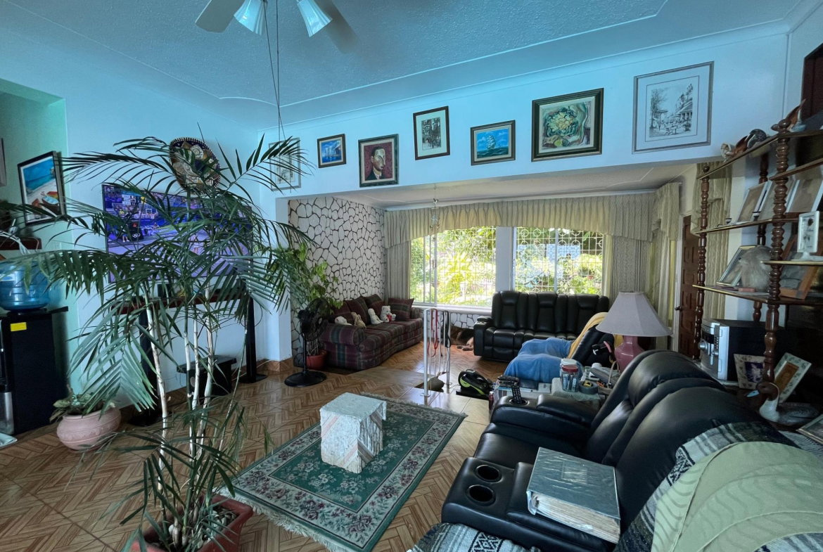 Fifth image of 104 Park Lane in Ocho Rios, St. Ann, Jamaica - property is For Sale