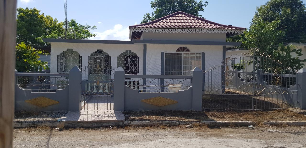 Second image of Llandillo in Savanna-La-Mar, Westmoreland, Jamaica - property is For Sale