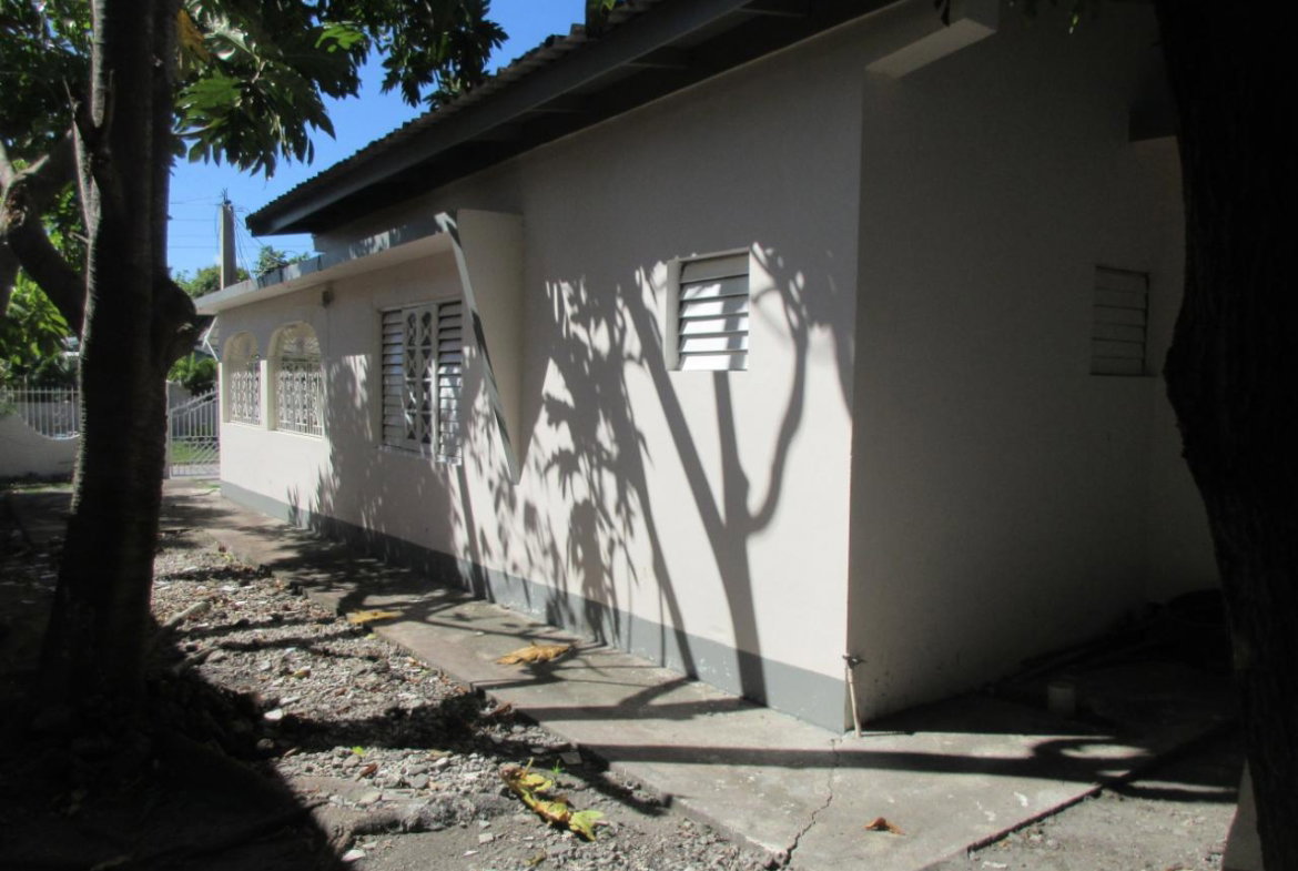 Second image of 8 Toronto Drive in Spanish Town, St. Catherine, Jamaica - property is For Sale