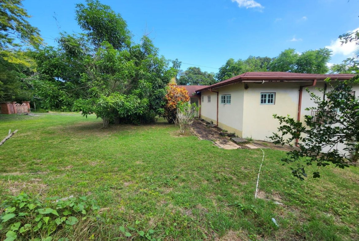 Eleventh image of 15 Ballards Valley in Ballards Valley, St. Mary, Jamaica - property is For Sale