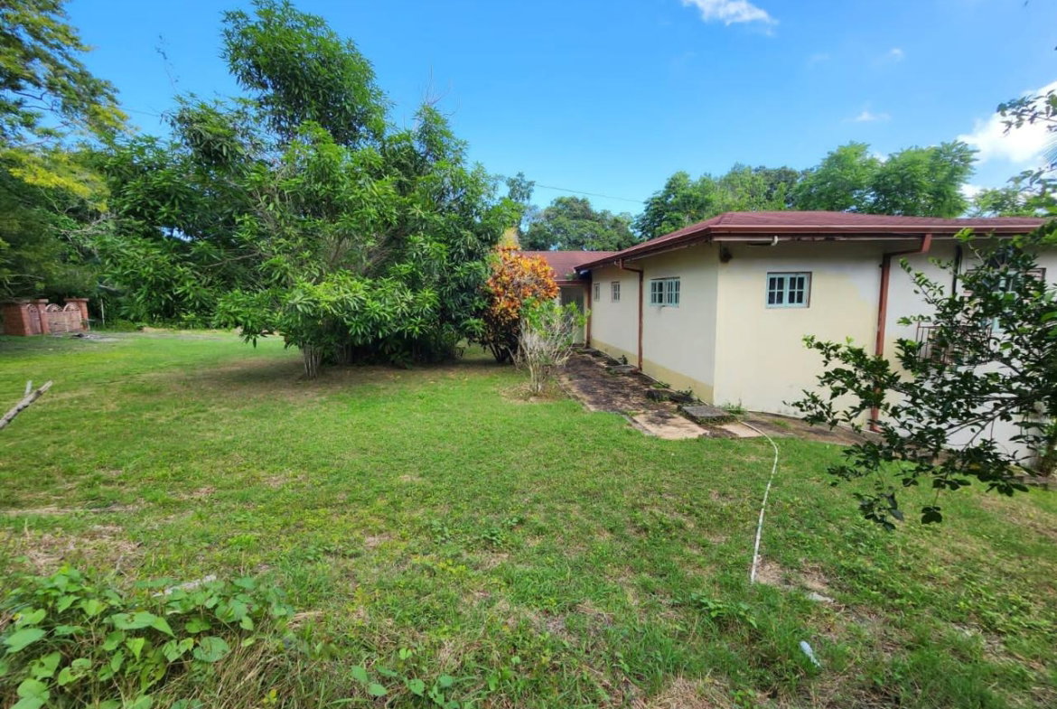Eighth image of 15 Ballards Valley in Ballards Valley, St. Mary, Jamaica - property is For Sale