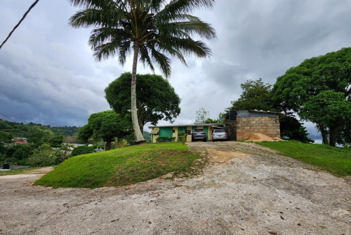 Second image of Baillieston Clarendon in Baillieston, Clarendon, Jamaica - property is For Sale