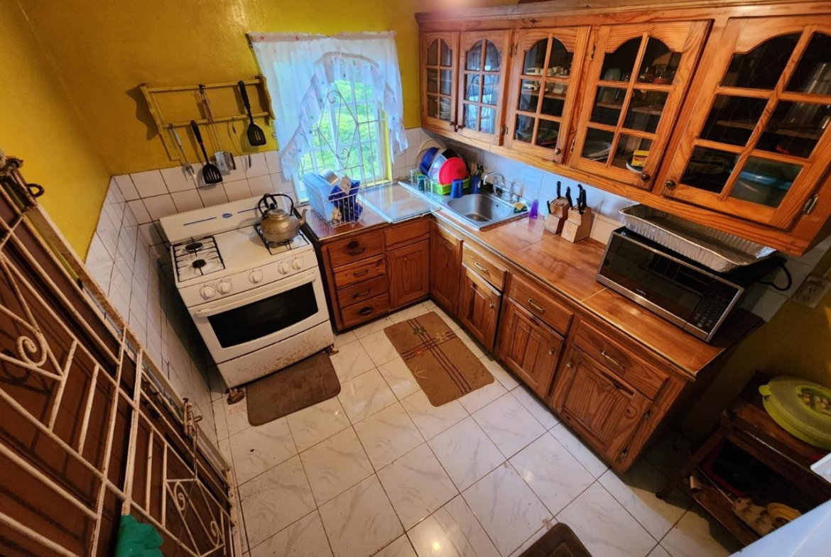 Seventeenth image of Baillieston Clarendon in Baillieston, Clarendon, Jamaica - property is For Sale