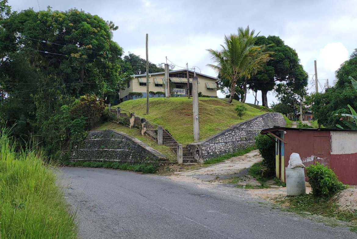 Fifth image of Baillieston Clarendon in Baillieston, Clarendon, Jamaica - property is For Sale