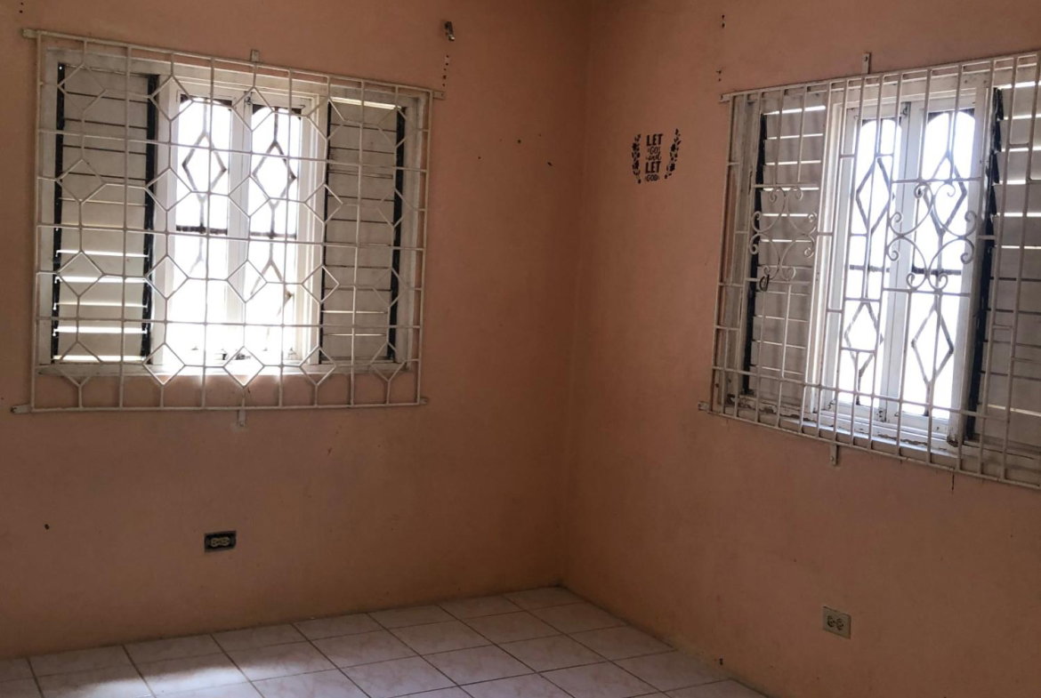 Eighth image of 111 West Queens Park in Greater Portmore, St. Catherine, Jamaica - property is For Sale