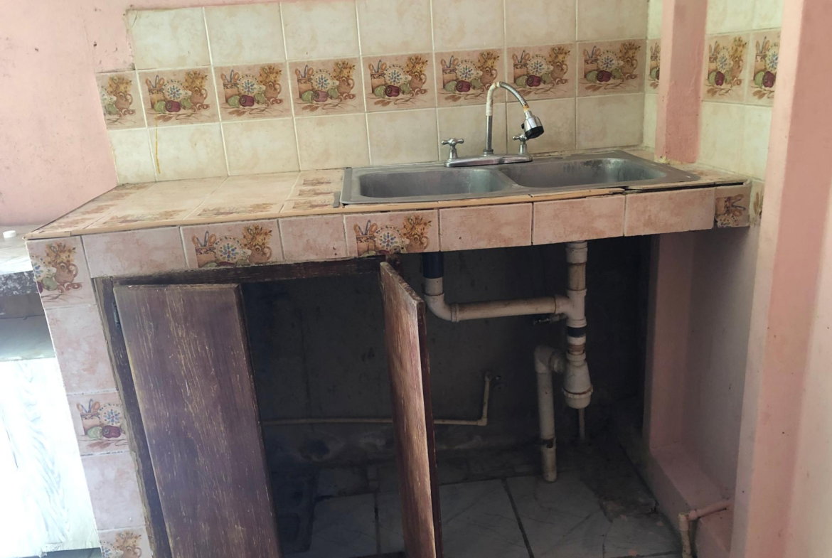 Tenth image of 111 West Queens Park in Greater Portmore, St. Catherine, Jamaica - property is For Sale