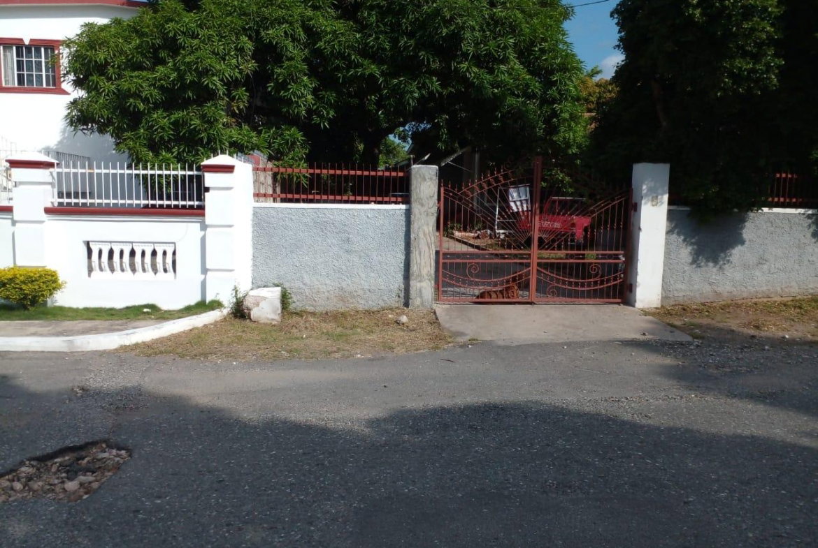 Sixth image of 17 Richmond Crescent in Kingston 10, St. Andrew, Jamaica - property is For Sale