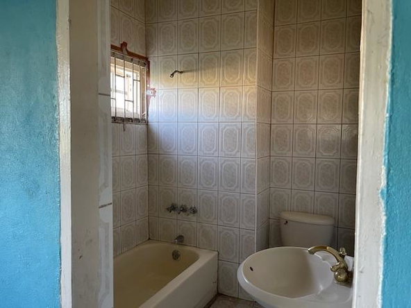 Ninth image of 11 Canary Close in Spanish Town, St. Catherine, Jamaica - property is For Sale