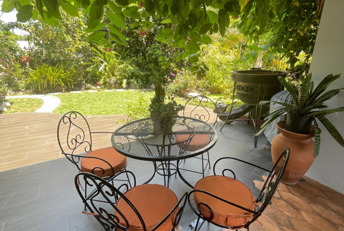 Eleventh image of 17 Halifax Ave in Kingston 6, St. Andrew, Jamaica - property is For Sale