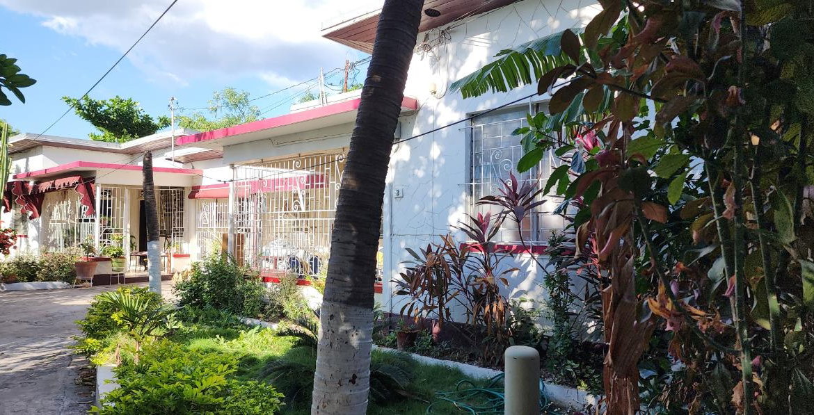 Sixth image of 14 Wakefield Crescent, Kings in Kingston 10, St. Andrew, Jamaica - property is For Rent