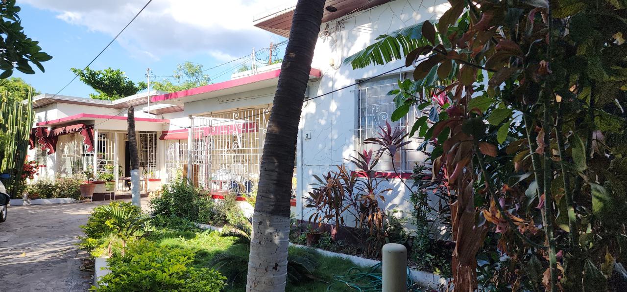 Sixth image of 14 Wakefield Crescent, Kings in Kingston 10, St. Andrew, Jamaica - property is For Rent